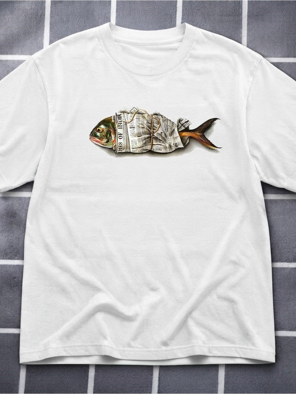 Gildan White Fish Print T-Shirt with Newspaper-Wrapped Fish Graphic